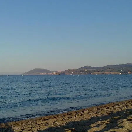 펜션 Petite Maison Catalane Sous Le Clocher De St Jean *